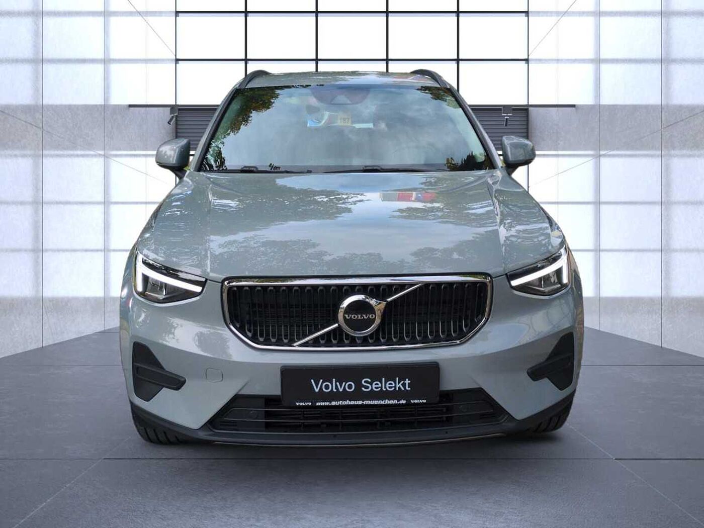 Volvo  XC40