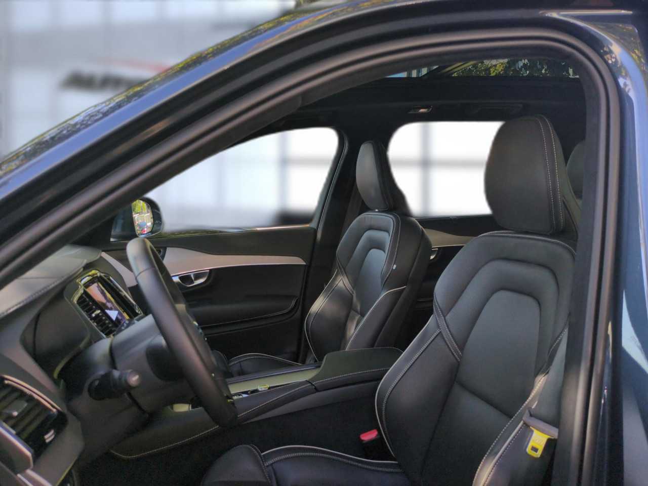 Volvo  XC90