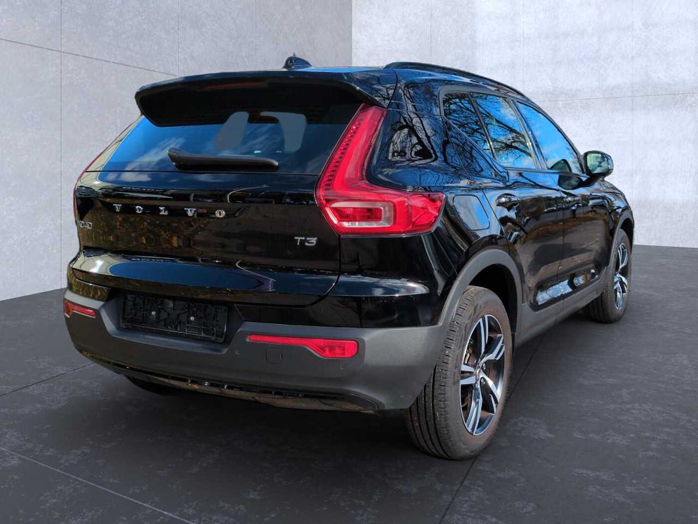 Volvo  XC40