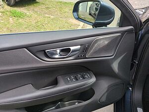Volvo  V60 Inscription Plug-In Hybrid AWD