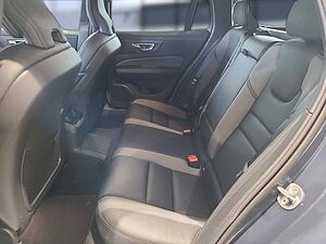 Volvo  V60 R Design Recharge Plug-In Hybrid AWD