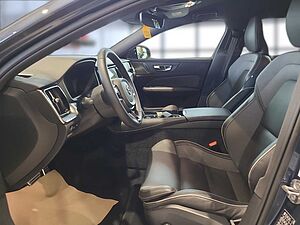 Volvo  V60 R Design Recharge Plug-In Hybrid AWD