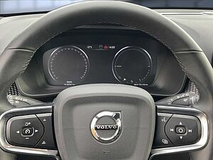 Volvo  XC40
