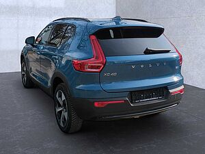 Volvo  XC40