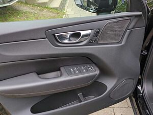 Volvo  XC60