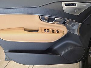 Volvo  XC90