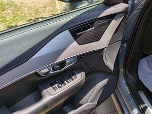 Volvo  XC90