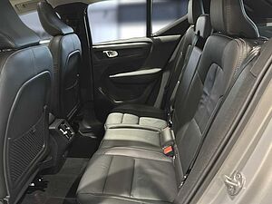 Volvo  XC40