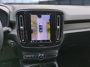 Volvo  XC40