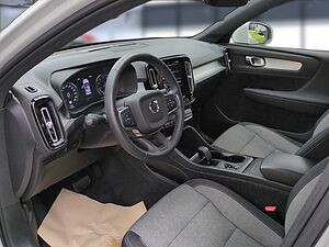 Volvo  XC40