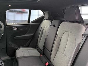 Volvo  XC40