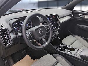 Volvo  XC40