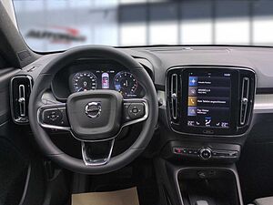 Volvo  XC40