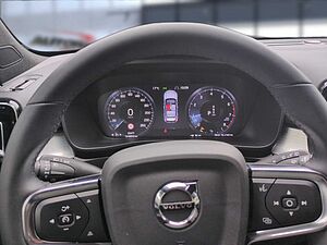 Volvo  XC40