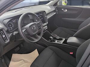 Volvo  XC40