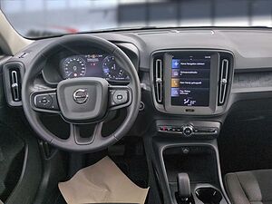Volvo  XC40