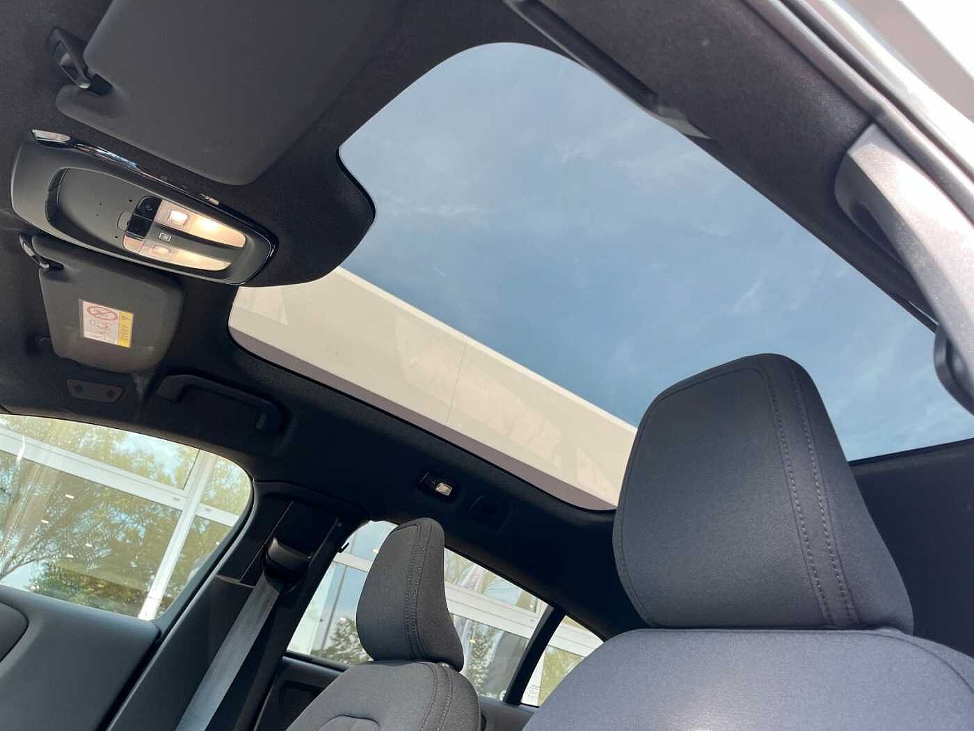 Volvo  Single Motor Extended Range Plus Dark