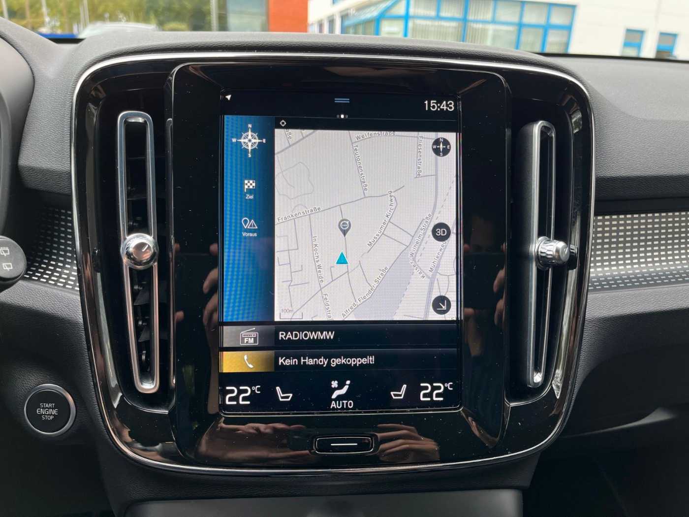 Volvo  Recharge R Design