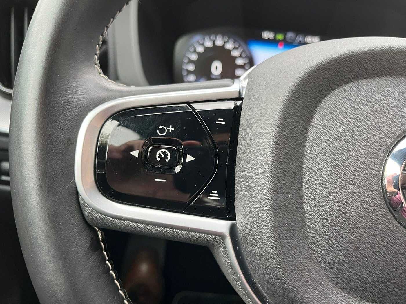 Volvo  D4 R Design Geartronic