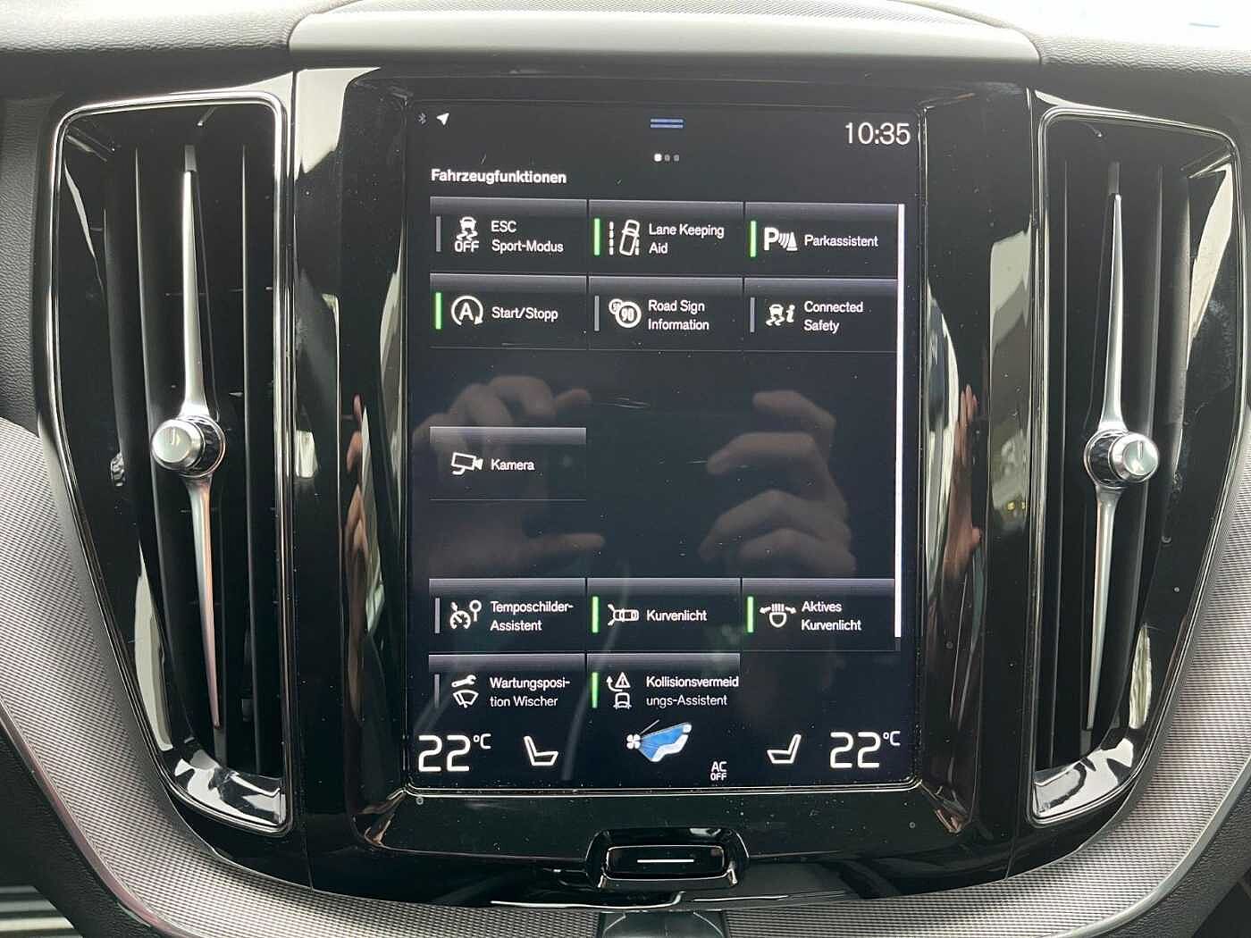 Volvo  D4 R Design Geartronic