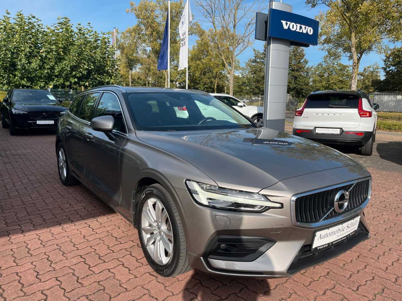 Volvo  D4 Geartronic Momentum