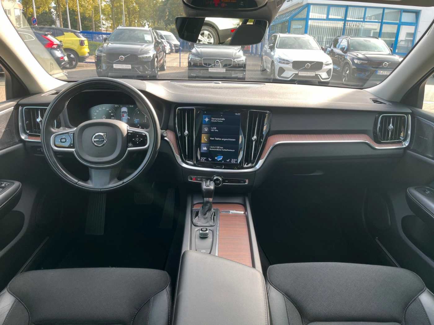 Volvo  D4 Geartronic Momentum