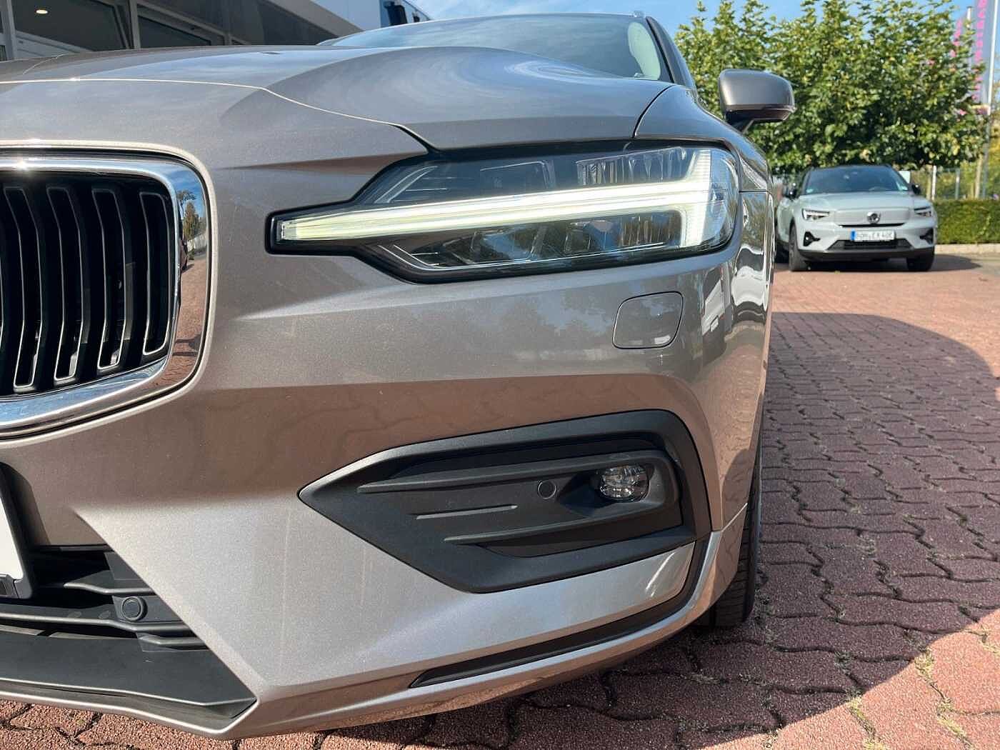 Volvo  D4 Geartronic Momentum