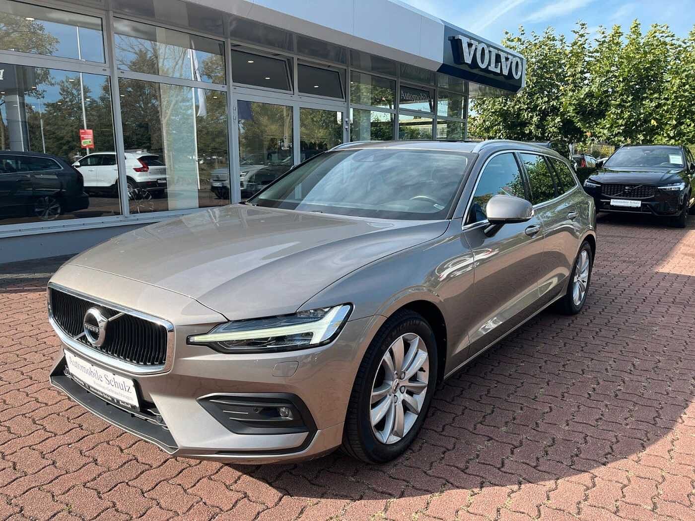 Volvo  D4 Geartronic Momentum