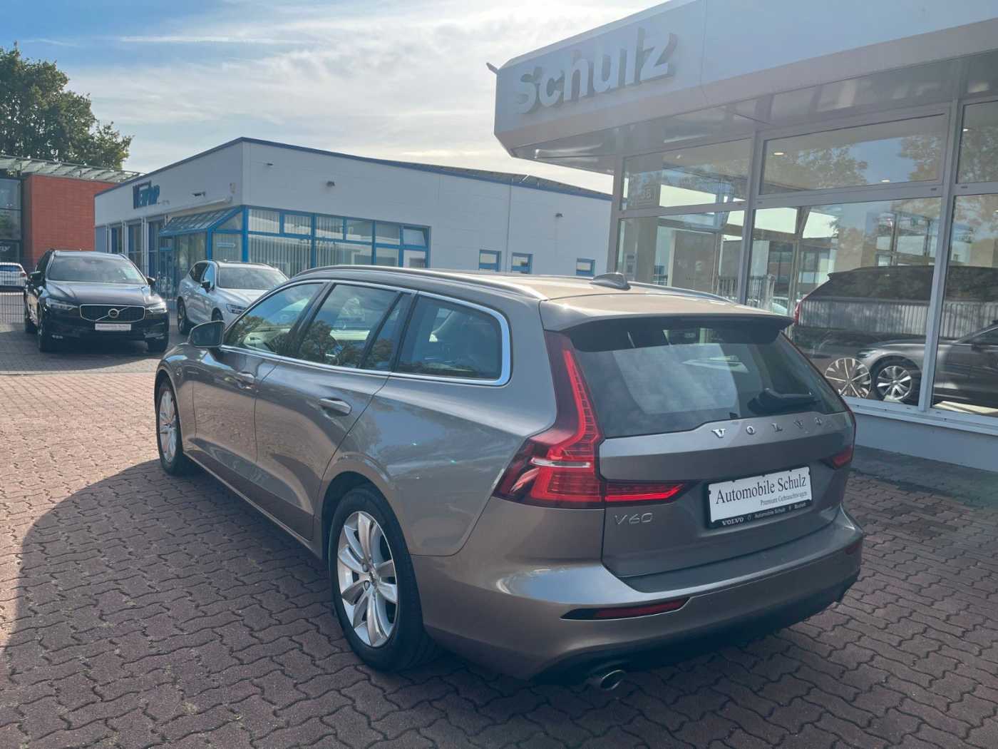 Volvo  D4 Geartronic Momentum