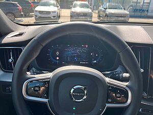 Volvo  B4 D AWD R Design Geartronic
