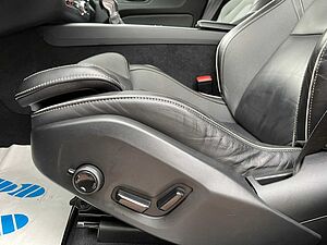 Volvo  D4 R Design Geartronic