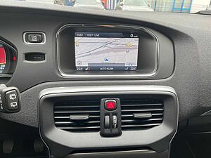 Volvo  D4 Momentum 5 Zylinder 177 PS