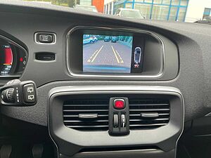 Volvo  D4 Momentum 5 Zylinder 177 PS