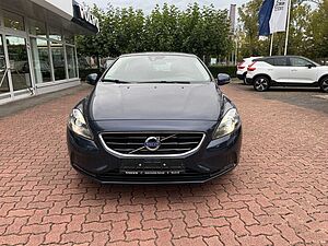 Volvo  D4 Momentum 5 Zylinder 177 PS