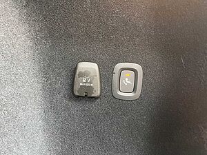Volvo  T6 AWD Plug-in Hybrid Plus Dark Auto