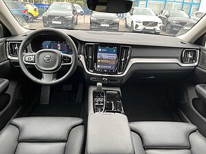 Volvo  T6 AWD Plug-in Hybrid Plus Dark Auto