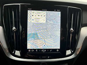 Volvo  T6 AWD Plug-in Hybrid Plus Dark Auto