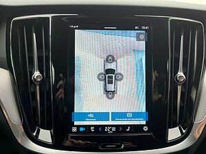 Volvo  T6 AWD Plug-in Hybrid Plus Dark Auto