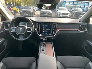 Volvo  D4 Geartronic Momentum