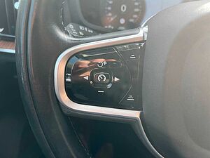 Volvo  D4 Geartronic Momentum