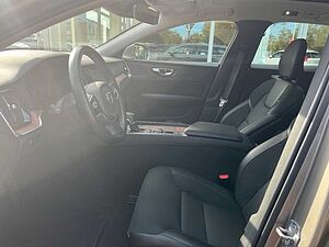 Volvo  D4 Geartronic Momentum
