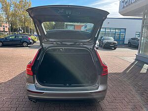 Volvo  D4 Geartronic Momentum