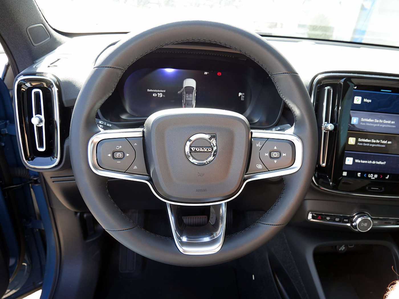 Volvo  Recharge Single Motor Ultimate LED PANO