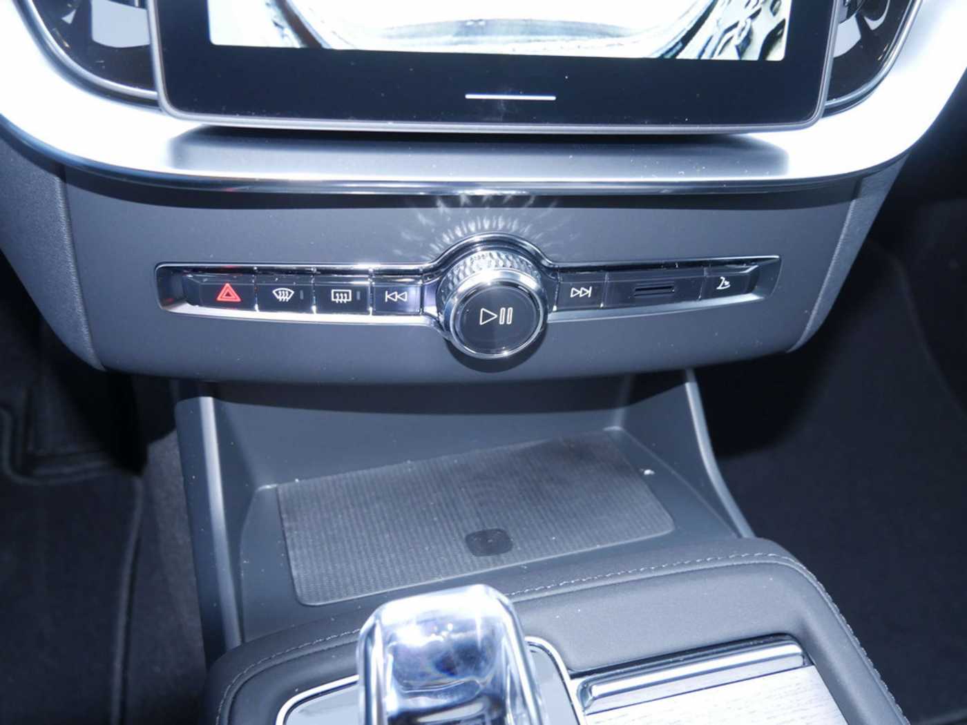 Volvo  T8 Ultra Dark Recharge AWD 360° 7-SITZER