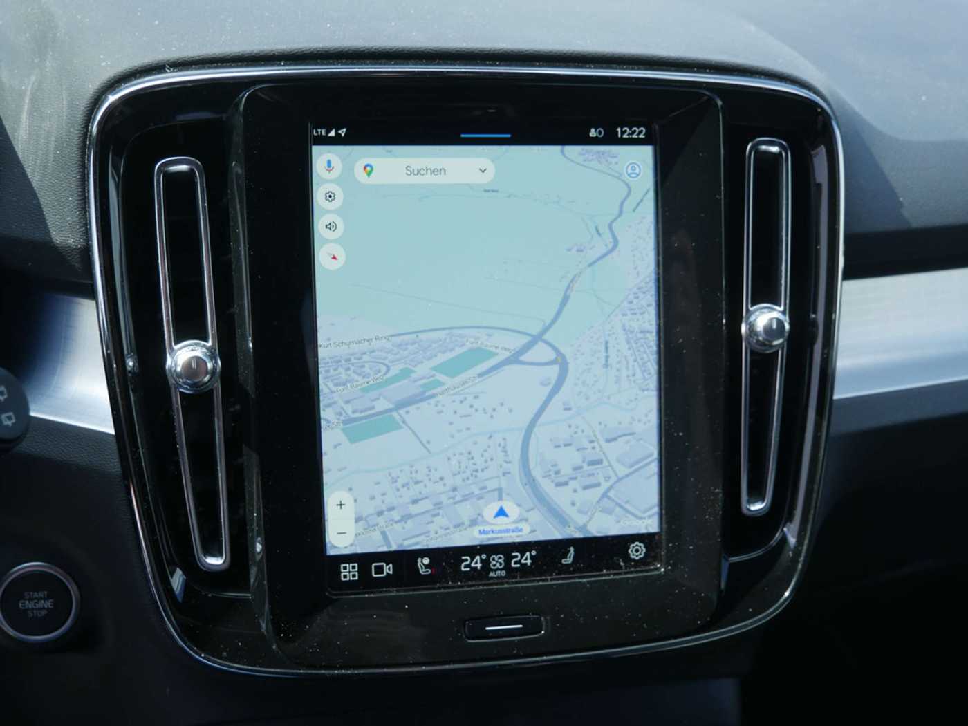Volvo  B4 Plus Dark SHZ KAMERA H/K NAVI ACC LED