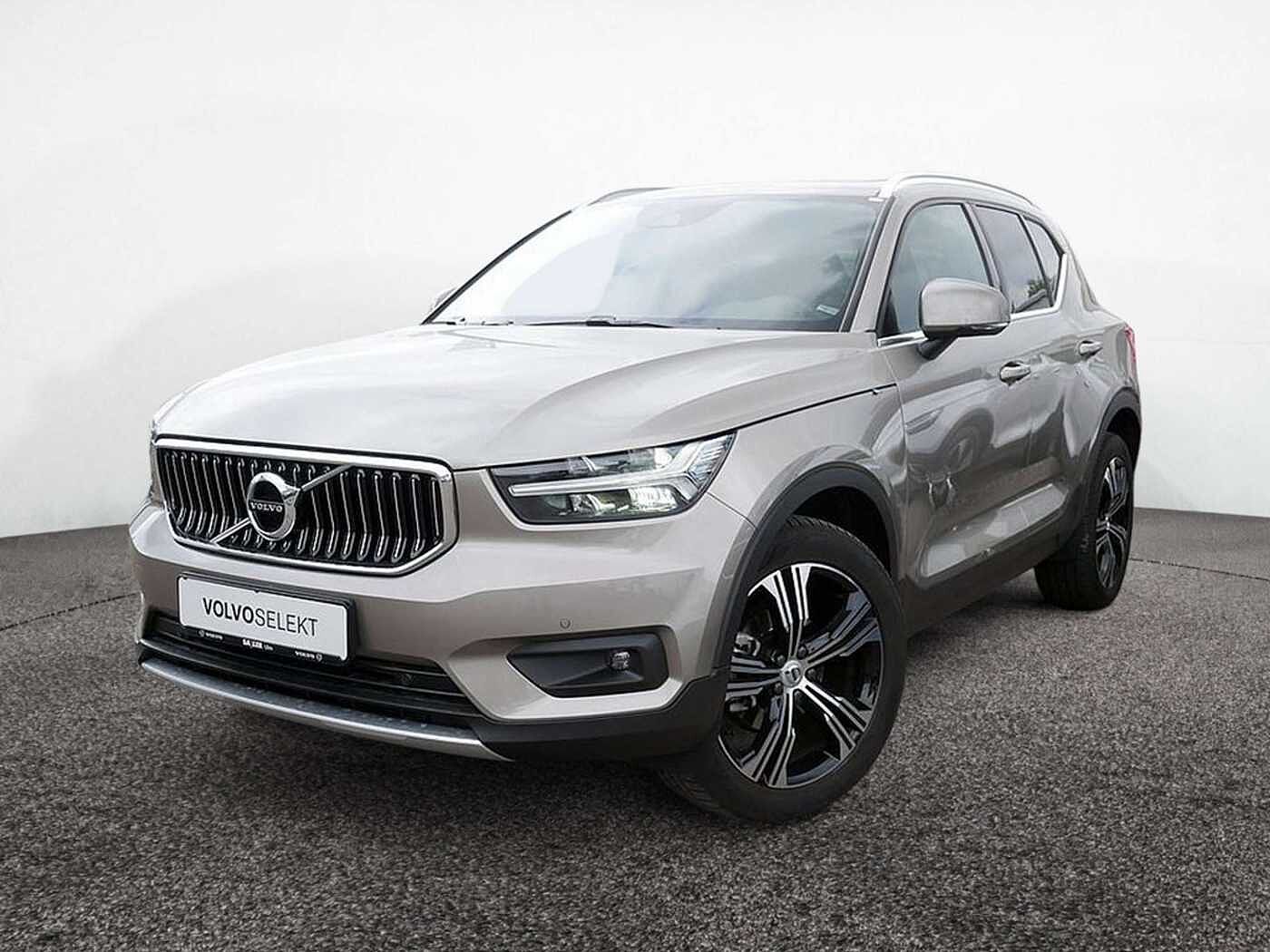 Volvo  T3 Inscription 2WD KAMERA NAVI LED PANO