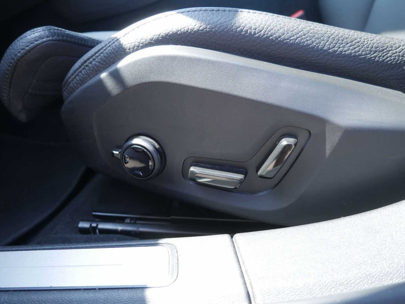 Volvo  T8 Plug-In Hybrid Inscription AWD 360°