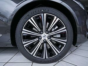 Volvo  B4 Plus Bright SHZ LEDER KAMERA NAVI LED