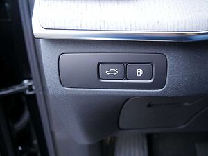 Volvo  T8 Ultra Dark Recharge AWD 360° 7-SITZER