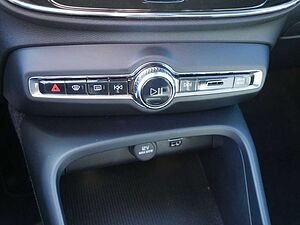 Volvo  T3 Inscription LEDER KAMERA H/K NAVI LED
